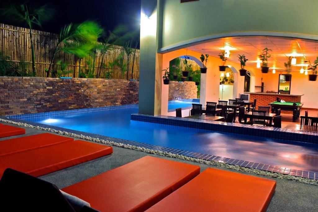 Forest King Hotel II Siem Reap Bagian luar foto