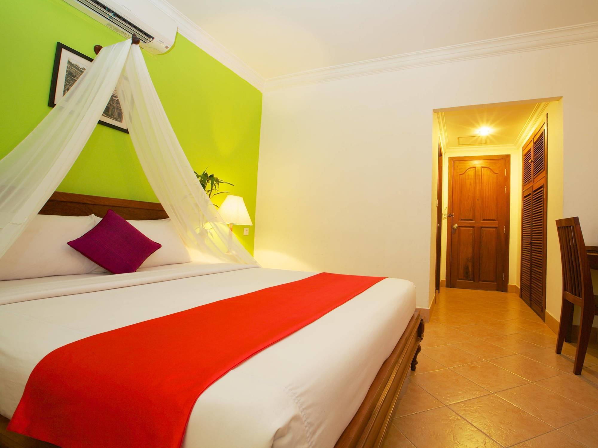Forest King Hotel II Siem Reap Bagian luar foto
