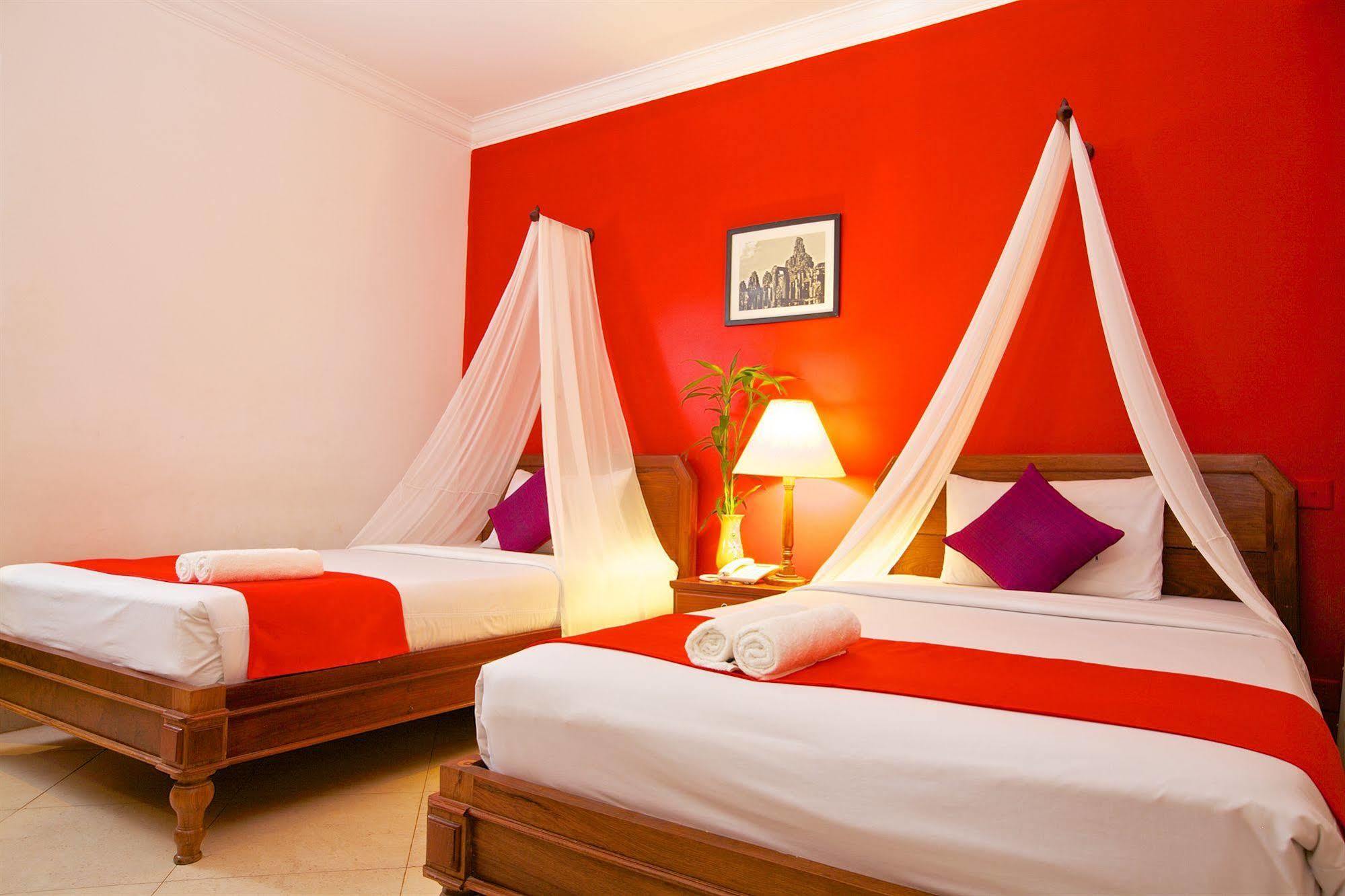 Forest King Hotel II Siem Reap Bagian luar foto